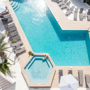 4* Hotel Le Confidentiel &