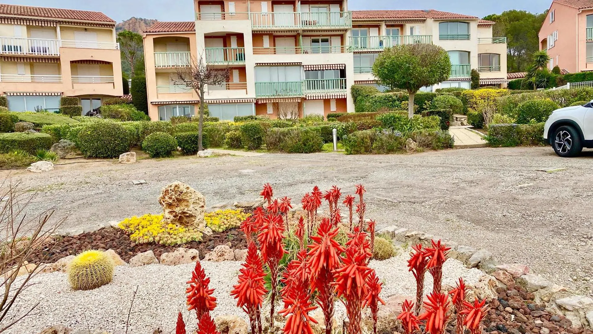 Studio Climatise Vue Mer A Proximite De La Plage Saint-Raphael  France