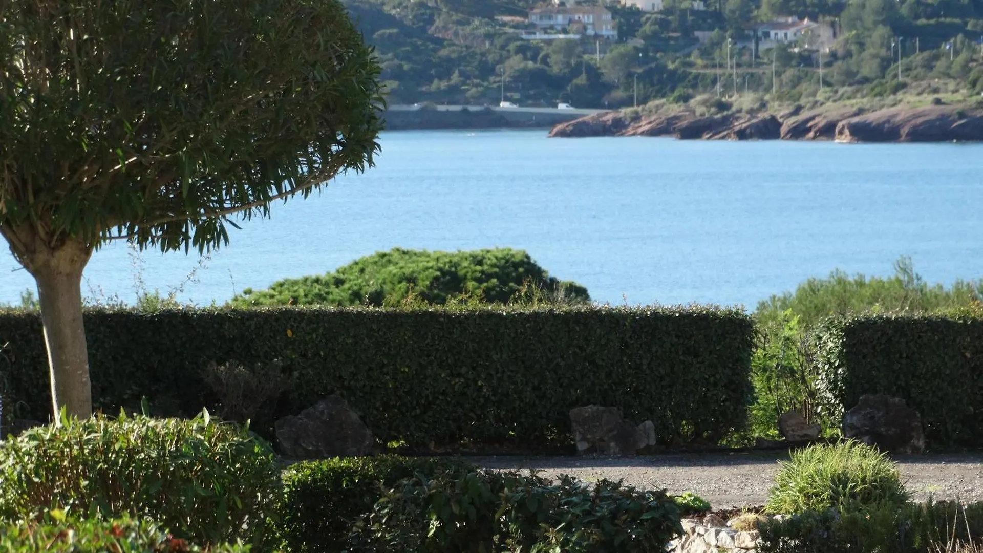 Apartment Studio Climatise Vue Mer A Proximite De La Plage Saint-Raphael